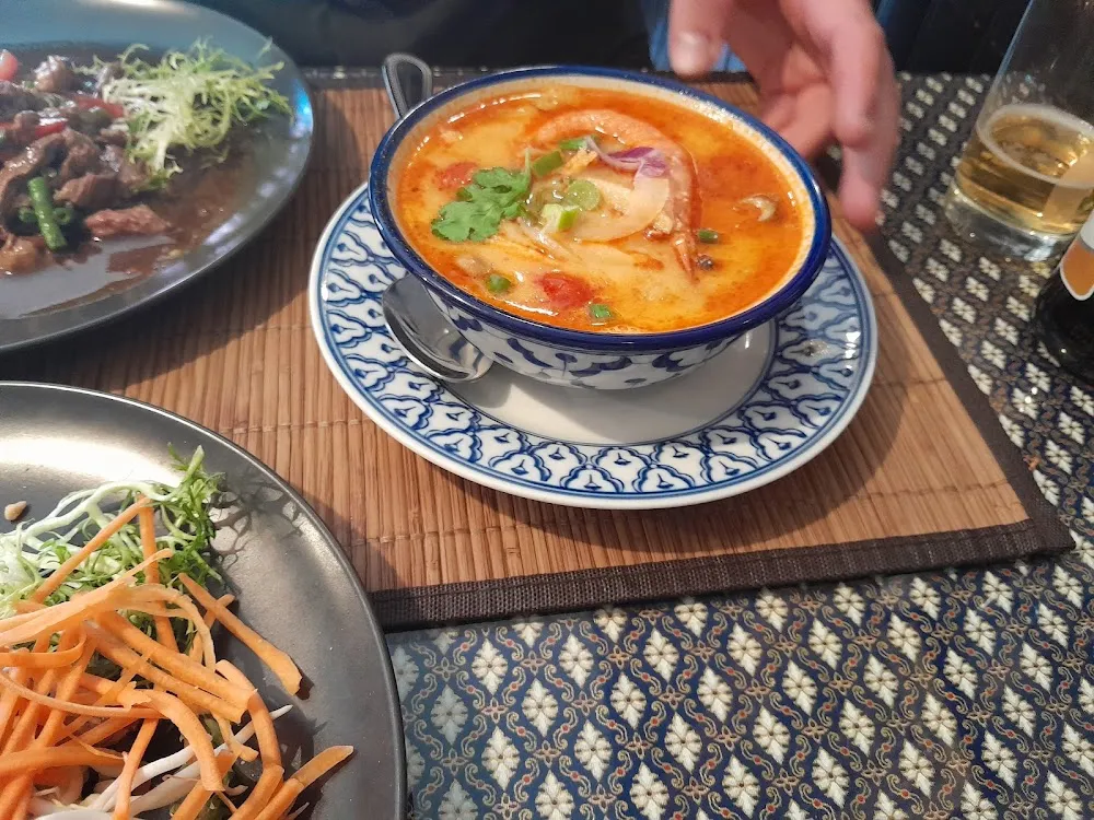 Soupe de Gambas À la Citronnelle